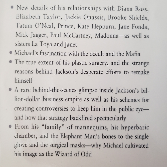Michael Jackson Book - Picture 3 of 4
